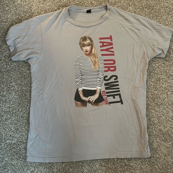 Taylor Swift Red Tour (2013) Vintage TShirt - Picture 1 of 2